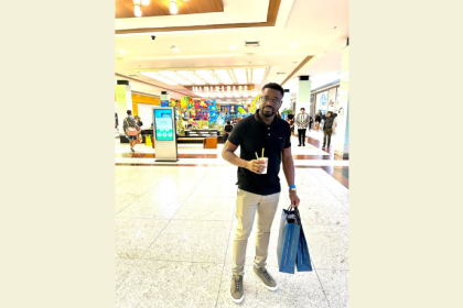 Oluwatosin Tolulope Ajidahun explica como a endometriose pode afetar a infertilidade, com foco no diagnóstico e tratamento.