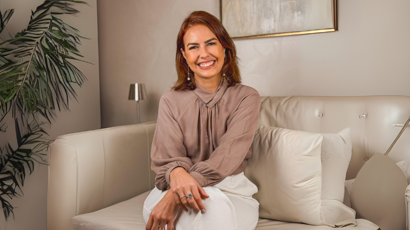 Segundo a Dra. Thaline Neves, o oligoidrâmnio pode afetar a gestação e exige cuidados para proteger o feto.