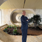 Leonardo Manzan analisa que o IBS/CBS afeta aquisições e fusões no setor de energia ao modificar créditos e cargas.