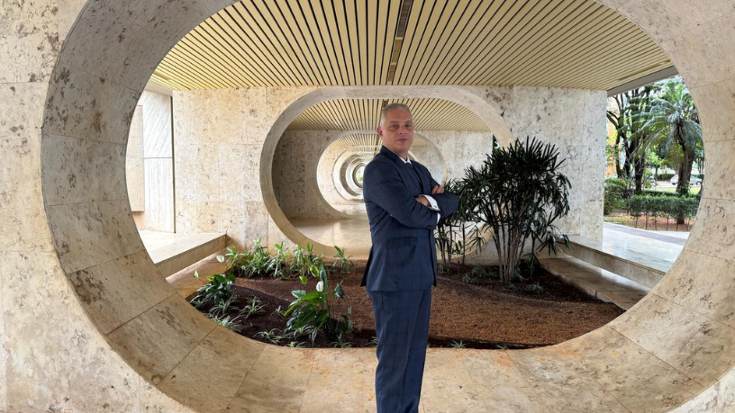 Leonardo Manzan analisa que o IBS/CBS afeta aquisições e fusões no setor de energia ao modificar créditos e cargas.